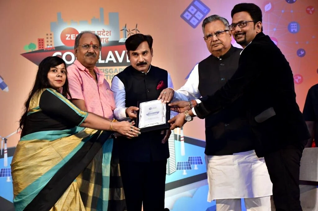 State Gaurav Puraskar Conferred by Chief Minister Dr. Raman Singh
